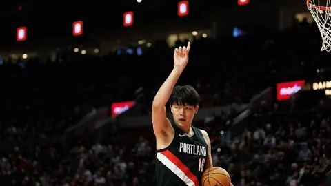 大乐透期号分析：专家遭遇难题推荐解析